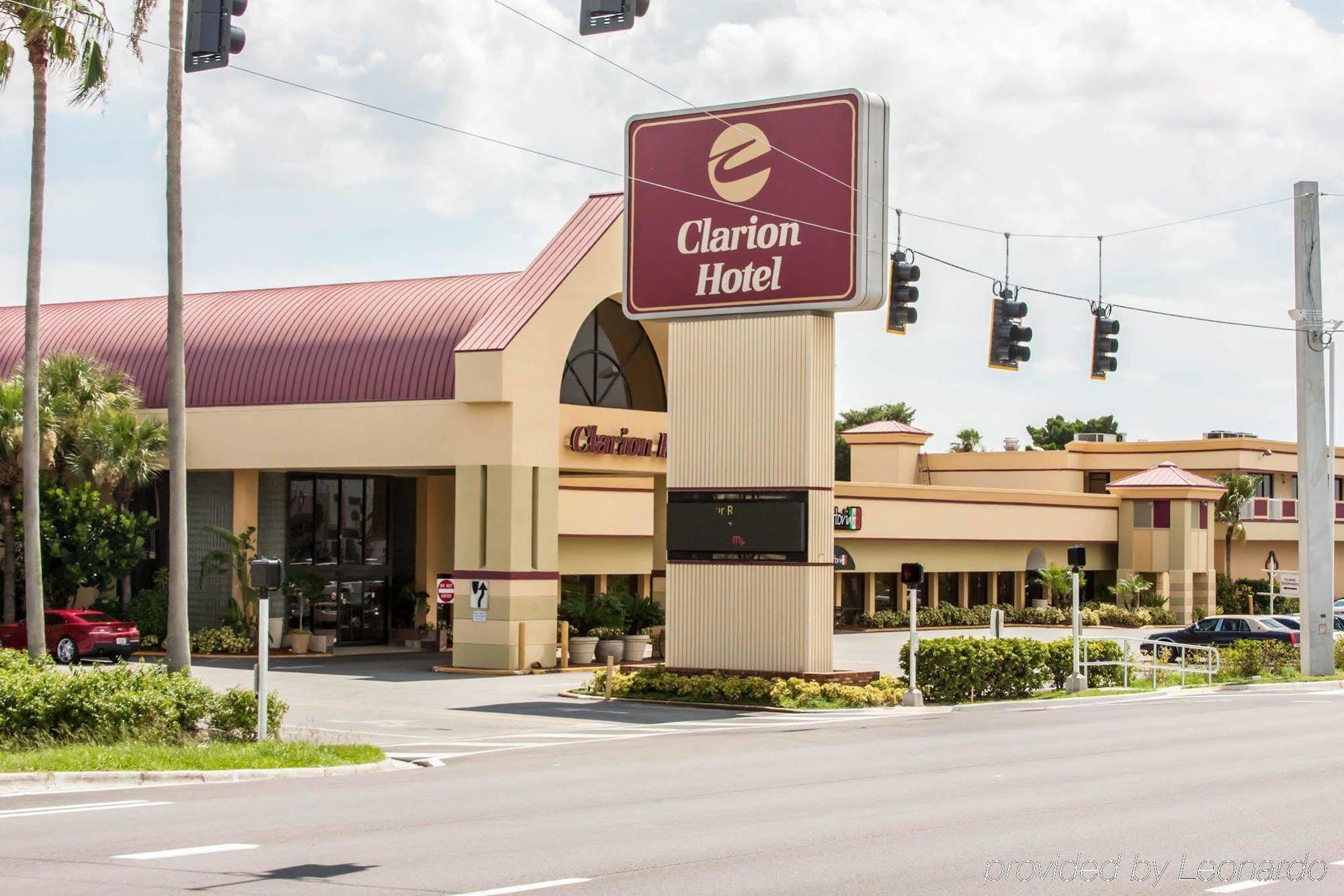 Quality Inn & Conference Center Tampa Ngoại thất bức ảnh